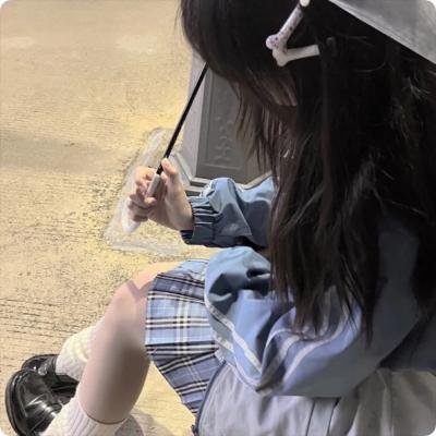 红色八爪女